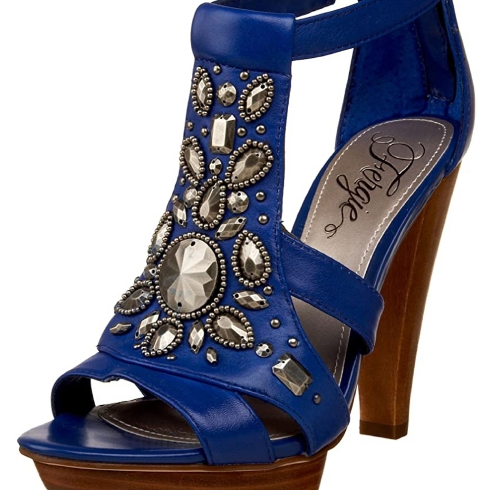 🖤BLACK🖤Fergie "Escape" Platform Sandal